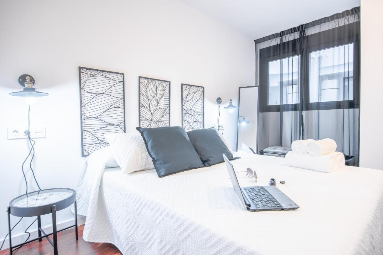 Expoholidays-Apartamentos Almeria Centro Parking Gratis Extérieur photo